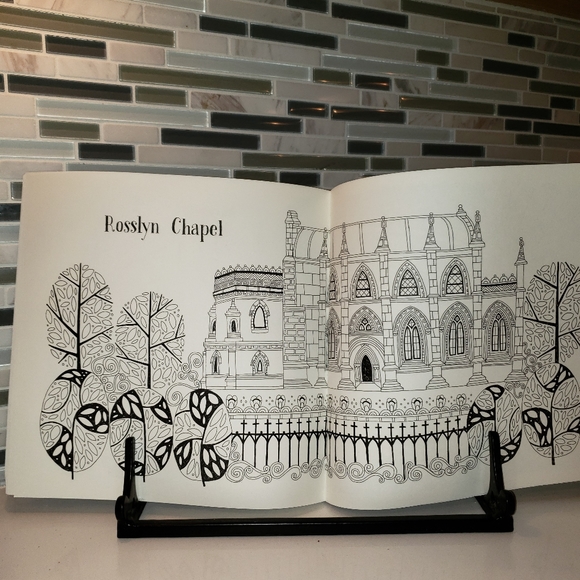 SOLD BEAUTIFUL Colouring Book of Scotland - Picture 5 of 11